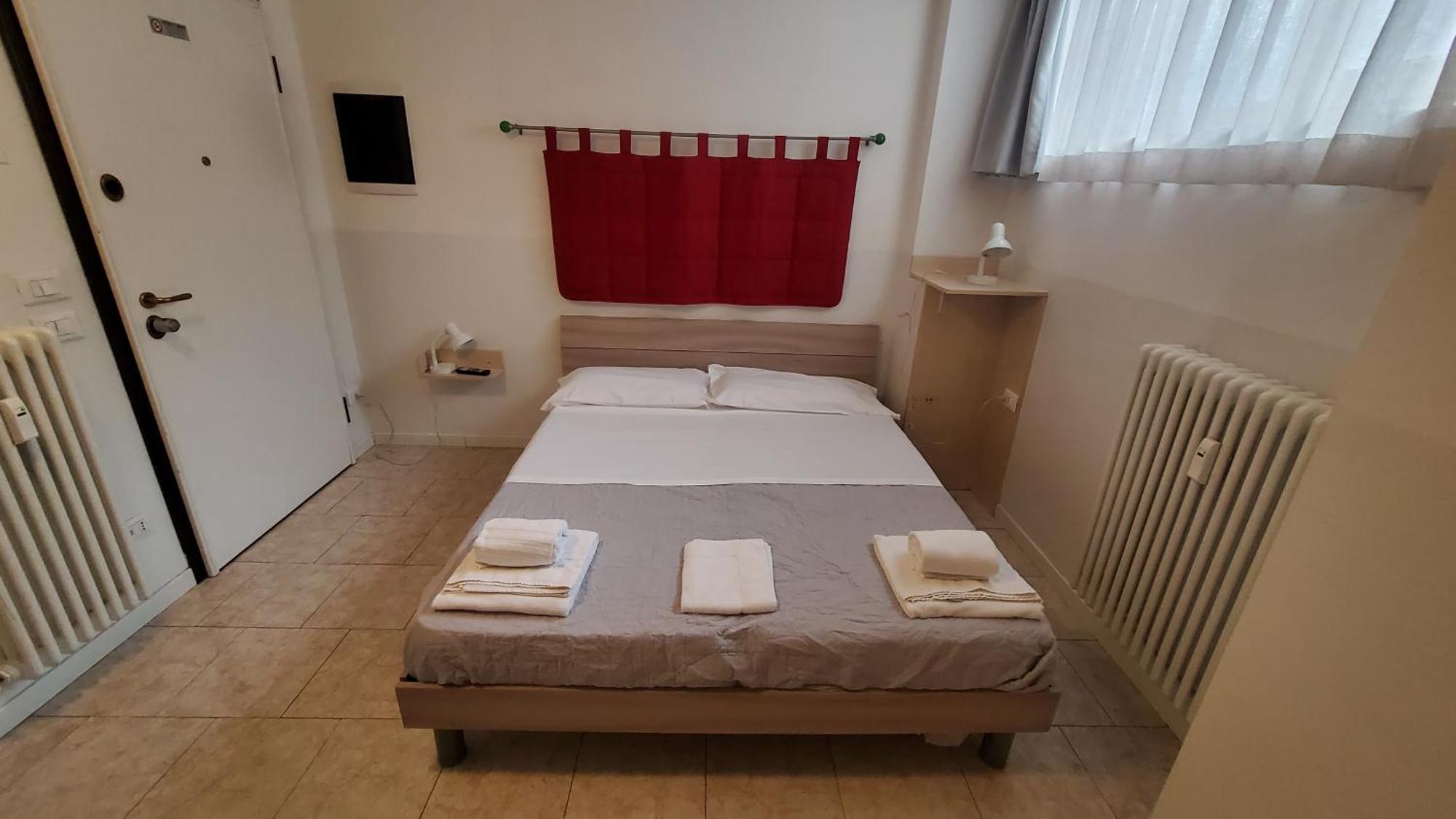 Hb Bonomelli 15 Hotel Bergamo Eksteriør billede